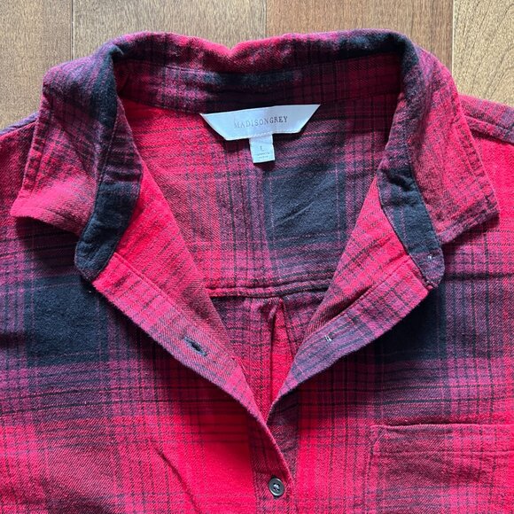 Madison Grey Women Red Plaid Button Down Collared Flannel Shirt, Size L - NWT - Picture 2 of 11